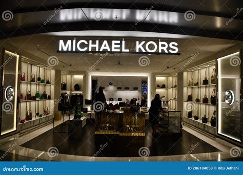 michael kors store in qatar.